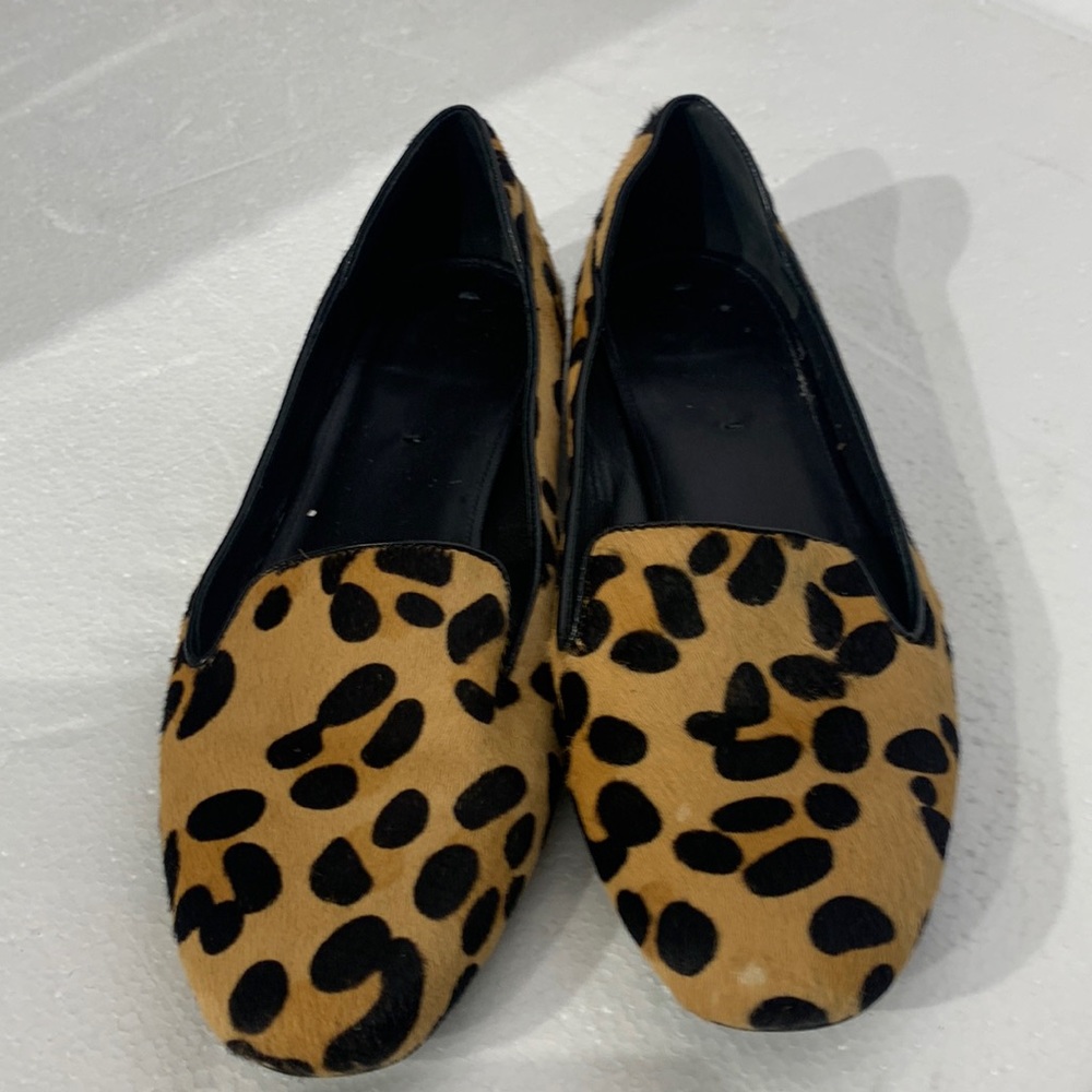 Viaspiga leopard print loafers size 9M